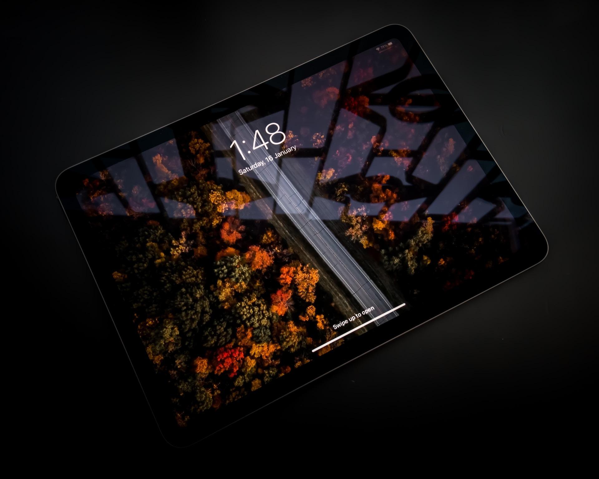 iOS 17: tela de bloqueio do iPhone pode ter função “smart display”