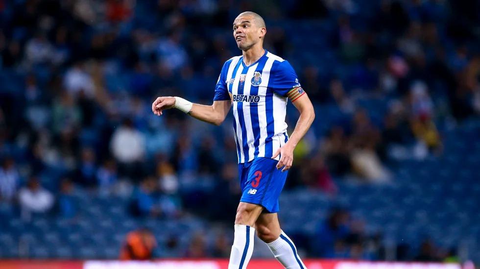 Pepe apresentou queixa por racismo após o jogo. 